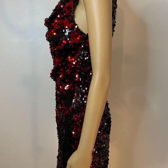 ❌ SOLD! U.SA. Black and red sequin, cowl mini dress - Picture 5 of 8
